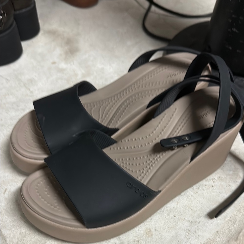 CROCS Women's Black and Beige Sandals